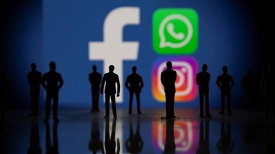 Zbulohet arsyeja për “Blackout-in” e Facebook, rrjeti social ra disa orë pasi ish-punonjësja nxori të dhënat se si manipuloheshin algoritmet